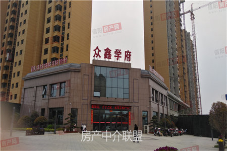 衡王府花园四楼简装带储藏室双证2室2厅1卫87.5㎡87